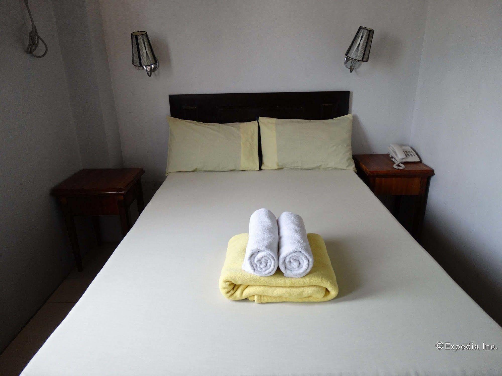 Getz Hotel Manilla Buitenkant foto